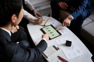 چه مدارکی برای تغییر مدیریت یا سهامداران در شرکت لازم است؟