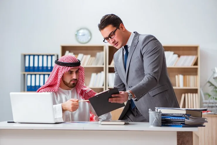 بررسی دقیق و جامع هزینه‌های جانبی ثبت شرکت در عمان