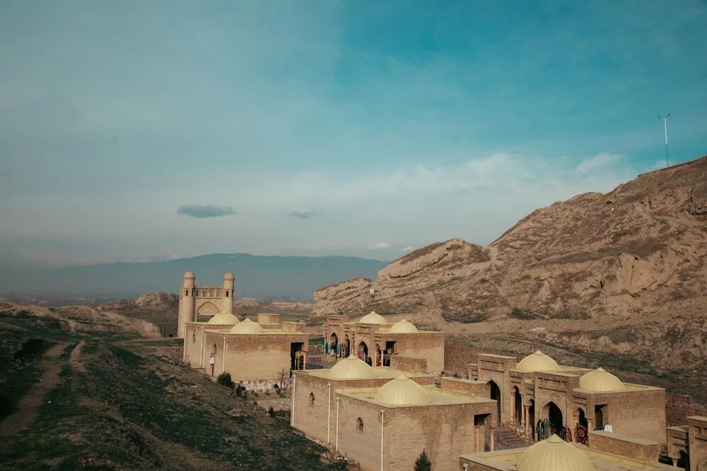بررسی چالشهای ثبت شرکت در مناطق روستایی عمان
