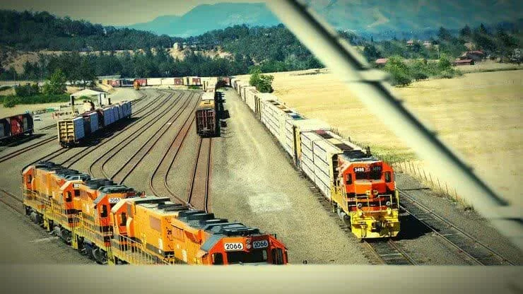 بررسی کانال‌های حمل‌ونقل از ایران به عمان
